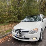 Mercedes-Benz 320